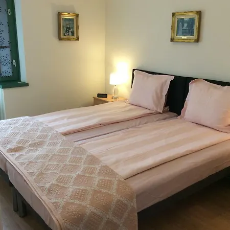 Biro Apartmán